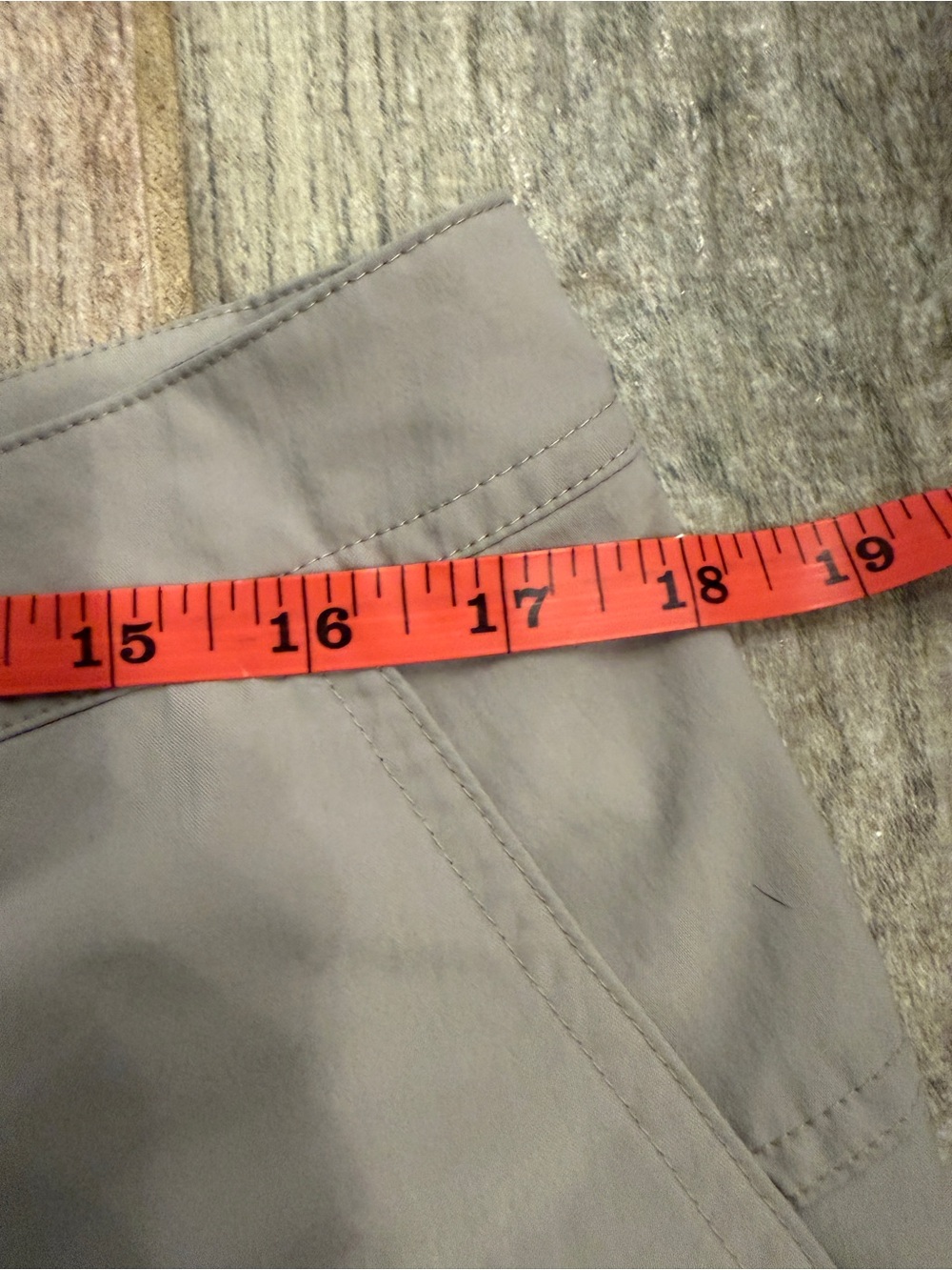 Patagonia Pants Womens 12 Grey Inter-Continental Outdoor Hiking Casual Preppy - Picture 8 of 12
